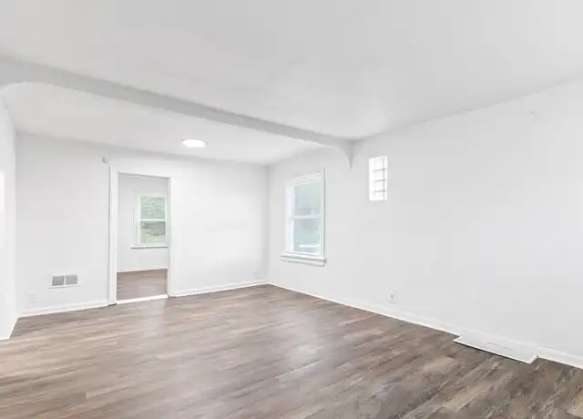 Property at 831 Harlan Ave, Saint Louis, MO, 63147, 2 beds, 2 baths, [object Object]