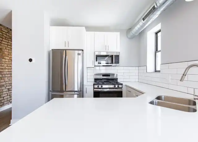 Property at 1106 W Newport Ave Unit 3446-3, Chicago, IL, 60657, 2 beds, 2 baths, [object Object]