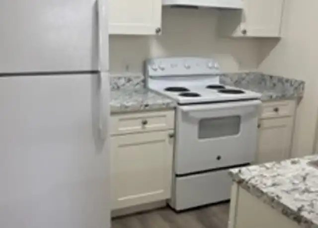 Property at 7920 SE Woodview Ter Unit 792008, Hobe Sound, FL, 33455, 1 bed, 1 bath, [object Object]