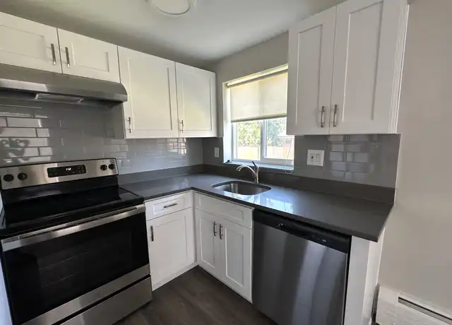 Property at 10667 W 8th Ave Unit 623-3, Lakewood, CO, 80215, 1 bed, 1 bath, [object Object]