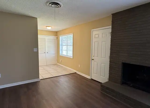 Property at 4176 Sunnyslope Dr, Memphis, TN, 38141, 3 beds, 2 baths, [object Object]