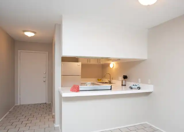 Property at 918 E 40th St Unit 1407, Austin, TX, 78751, 2 beds, 1 bath, [object Object]