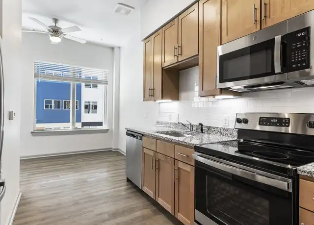 Property at 2925 1/2 E 17th St Unit A7-42, Austin, TX, 78702, 1 bed, 1 bath, [object Object]
