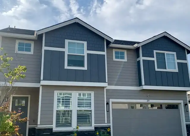Property at 219 W Taylor Ct, Newberg, OR, 97132, 4 beds, 2.5 baths, [object Object]
