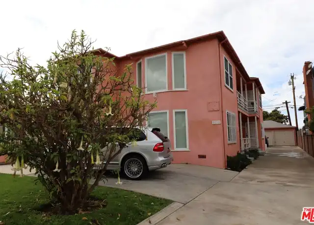 Property at 8617 S 5th Ave Unit 1/2, Inglewood, CA, 90305, 1 bed, 1 bath, [object Object]