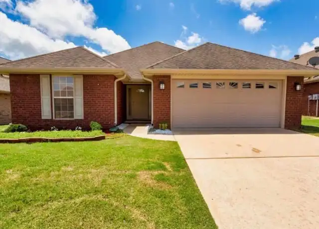 Property at 1042 Lexington Dr, Moody, AL, 35004, 3 beds, 2 baths, [object Object]