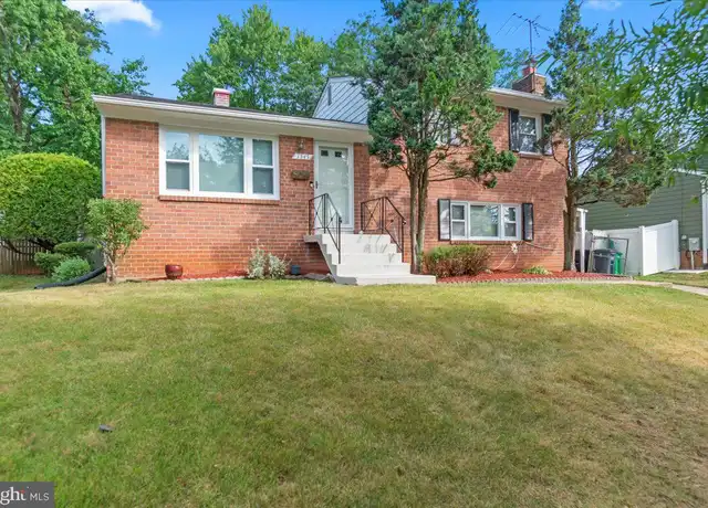 Property at 7545 Wilhelm Dr, Lanham, MD, 20706, 3 beds, 3 baths, [object Object]