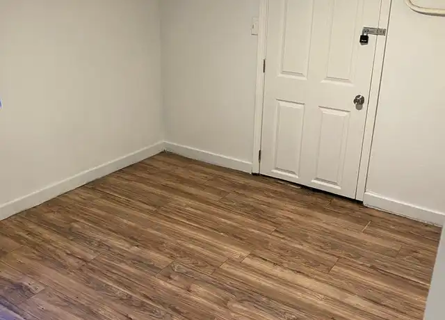 Property at 505 Glen Lily Rd Unit C, Bowling Green, KY, 42101, 2 beds, 1 bath, [object Object]