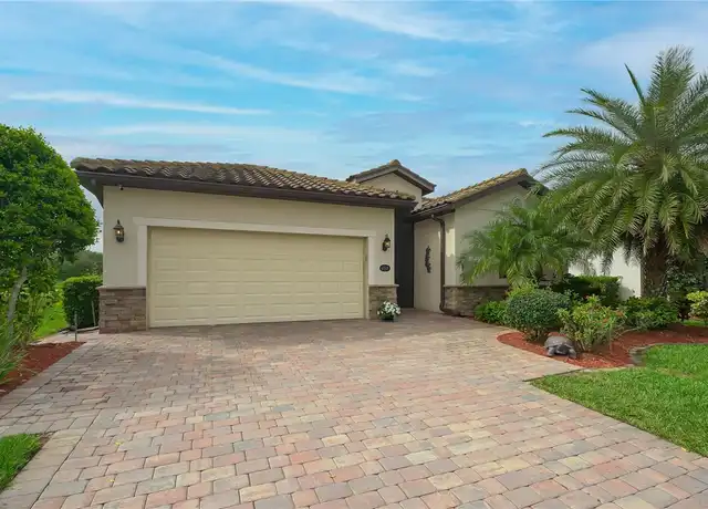 Property at 6888 Willowshire Way, Bradenton, FL, 34212, 4 beds, 3 baths, [object Object]