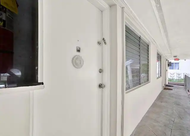 Property at 426 Santander Ave, Coral Gables, FL, 33134, 1 bed, 1 bath, [object Object]