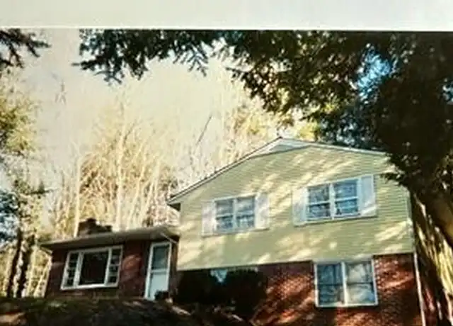 Property at 47 Legacy Ln, Cullowhee, NC, 28723, 3 beds, 1.5 baths, [object Object]