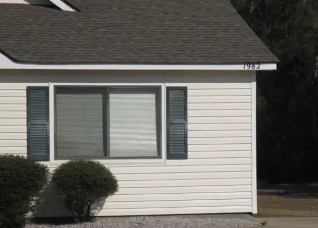 Property at 1982 Countrywood Blvd Unit 1982, Jacksonville, NC, 28540, 1 bed, 1 bath, [object Object]