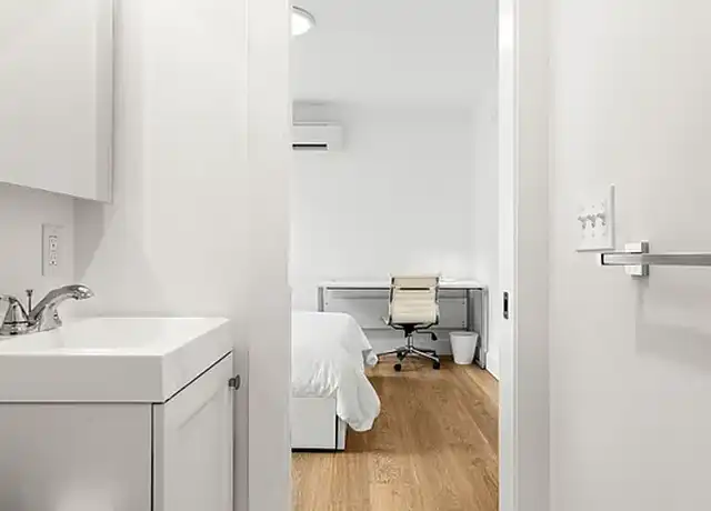 Property at 130 Fisher Ave Unit 1, Boston, MA, 02120, 1 bed, 1 bath, [object Object]