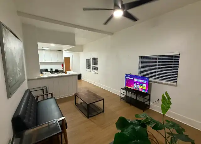 Property at 304 E 4th St Unit 304B, National City, CA, 91950, 1 bed, 1 bath, [object Object]
