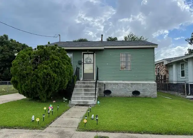 Property at 1920 Estalote Ave, Harvey, LA, 70058, 3 beds, 2 baths, [object Object]