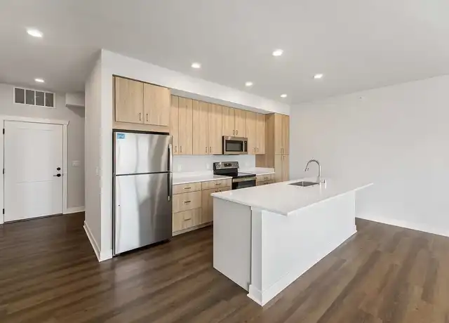 Property at Heyday Oak Creek - 8760 S Apple Creek Dr, Oak Creek, WI, 53154, 1-2 bed, 1-2 bath, [object Object]