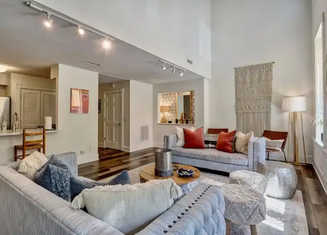 Property at 20 S Front St #3, Wilmington, NC, 28401, 1 bed, 1.5 baths, [object Object]