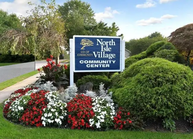 Property at 15 El Camino Ct, Coram, NY, 11727, 1 bed, 1 bath, [object Object]