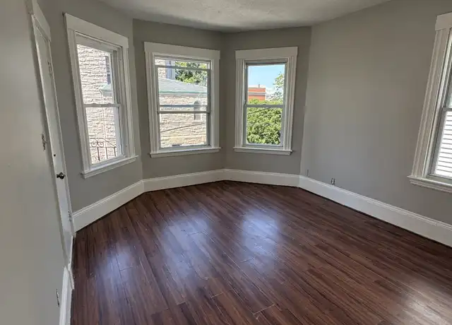 Property at 238 Davis St Unit 6, New Bedford, MA, 02746, 0 beds, 1 bath, [object Object]