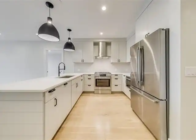 Property at 366 6th St #302, Jersey City, NJ, 07302, 3 beds, 2 baths, [object Object]