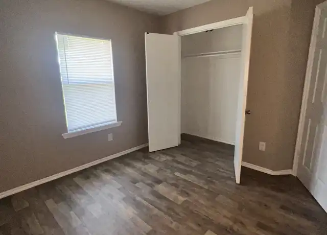 Property at 633 NW 111th St, Oklahoma City, OK, 73114, 4 beds, 2 baths, [object Object]