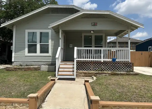 Property at 422 N Olive St, San Antonio, TX, 78202, 3 beds, 2 baths, [object Object]
