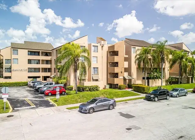 Property at 10500 SW 108th Ave Unit B209, Miami, FL, 33176, 2 beds, 1.5 baths, [object Object]