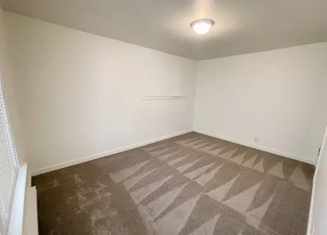 Property at 5420 Shasta Ave, Dunsmuir, CA, 96025, 2 beds, 1 bath, [object Object]