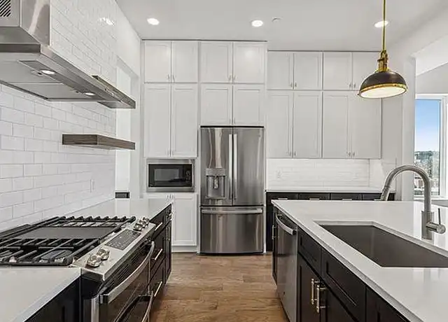 Property at 524 W Eighth St, Dallas, TX, 75208, 1 bed, 1 bath, [object Object]