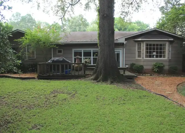 Property at 1533 Wilhurst St, Jackson, MS, 39211, 3 beds, 2 baths, [object Object]