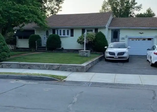 Property at 103 9th Ave Unit 103, Haverhill, MA, 01830, 3 beds, 1 bath, [object Object]