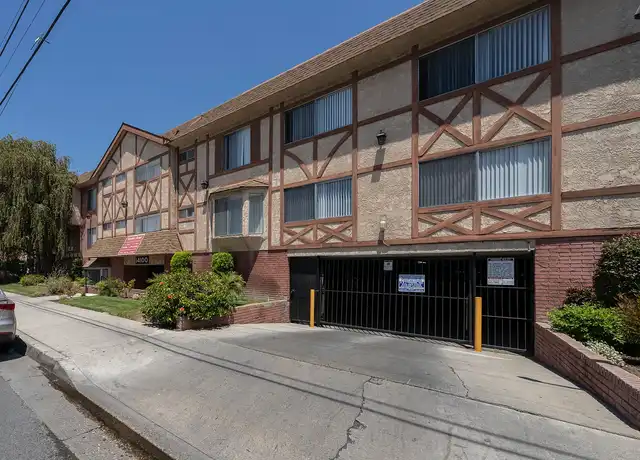 Property at 14100 Chadron Avenue - 14100 Chadron Ave, Hawthorne, CA, 90250, 1-2 bed, 1-2 bath, [object Object]