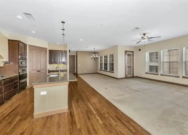 Property at 610 Via Ravello, Irving, TX, 75039, 2 beds, 2.5 baths, [object Object]