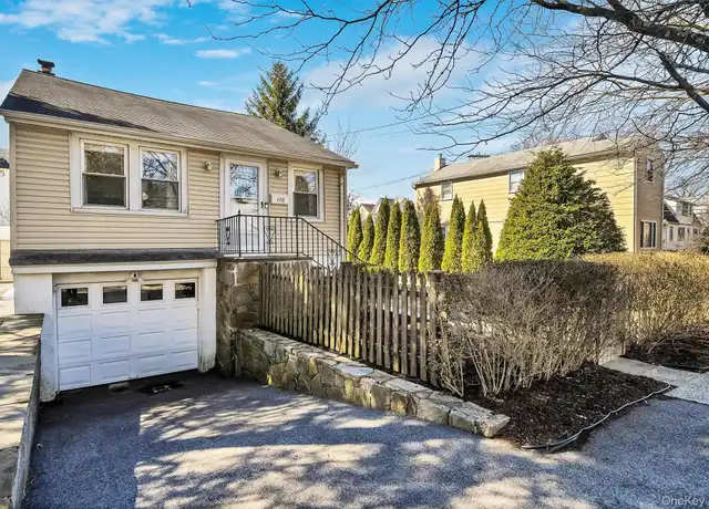Property at 108 E Devonia Ave, Mount Vernon, NY, 10552, 3 beds, 2 baths, [object Object]