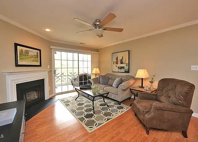 Property at 1010 Kingswood Dr Unit J, Chapel Hill, NC, 27517, 2 beds, 2 baths, [object Object]