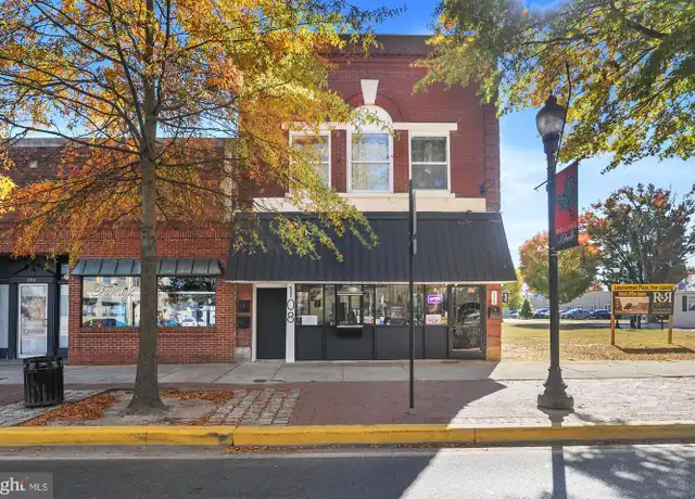 Property at 108 W Loockerman St Unit 1, Dover, DE, 19904, 1 bed, 1 bath, [object Object]