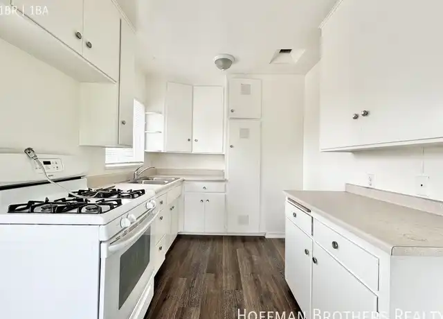 Property at 5640 Kester Ave Unit 4A, Sherman Oaks, CA, 91411, 1 bed, 1 bath, [object Object]