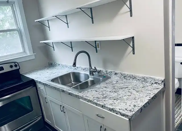 Property at 19 South St Unit 2, Fall River, MA, 02721, 1 bed, 1 bath, [object Object]