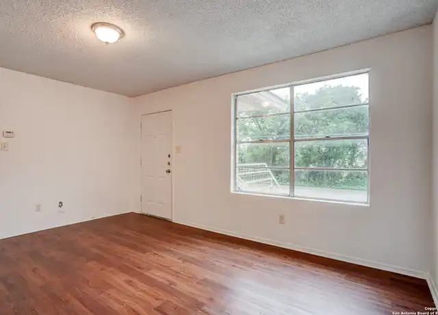 Property at 748 Martindale Rd, San Marcos, TX, 78666, 1 bed, 1 bath, [object Object]