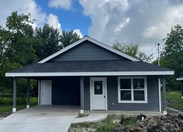 Property at 4200 Caddo St, Greenville, TX, 75401, 3 beds, 2 baths, [object Object]