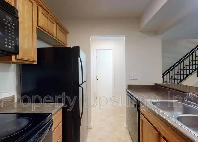 Property at 3220 C St Unit 4, Redding, CA, 96002, 2 beds, 1.5 baths, [object Object]