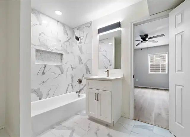 Property at 9711 Linkmeadow Ln Unit 17, Houston, TX, 77025, 1 bed, 1 bath, [object Object]
