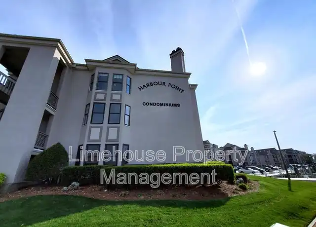 Property at 405 Harbour Pt, Virginia Beach, VA, 23451, 1 bed, 1.5 baths, [object Object]
