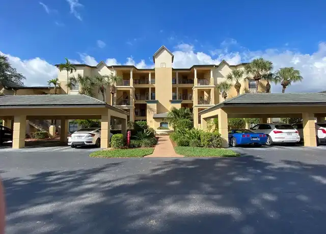 Property at 155 Vintage Cir Unit 103, Naples, FL, 34119, 2 beds, 2 baths, [object Object]