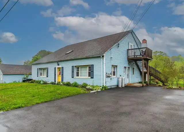 Property at 45 Hampton Rd, Marlboro, NY, 12542, 2 beds, 1 bath, [object Object]