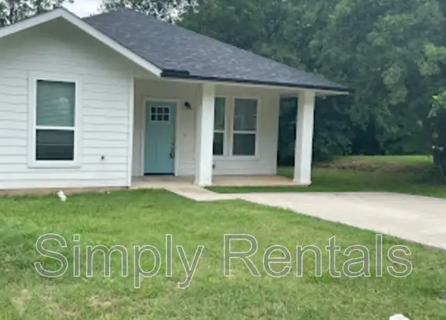 Property at 4012 3rd St, Greenville, TX, 75401, 3 beds, 2 baths, [object Object]