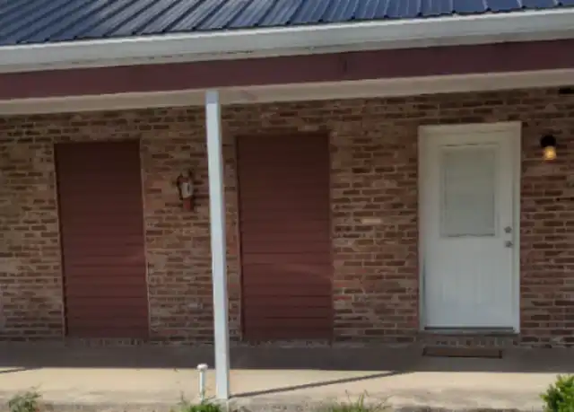 Property at 1421 N Main St Unit 2, Marion, VA, 24354, 1 bed, 1 bath, [object Object]