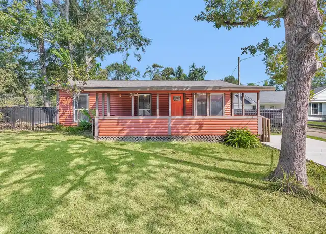Property at 10441 Royal Adrian Dr, Conroe, TX, 77303, 3 beds, 1 bath, [object Object]