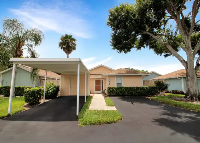 Property at 860 Chatham Dr, Venice, FL, 34285, 2 beds, 2 baths, [object Object]