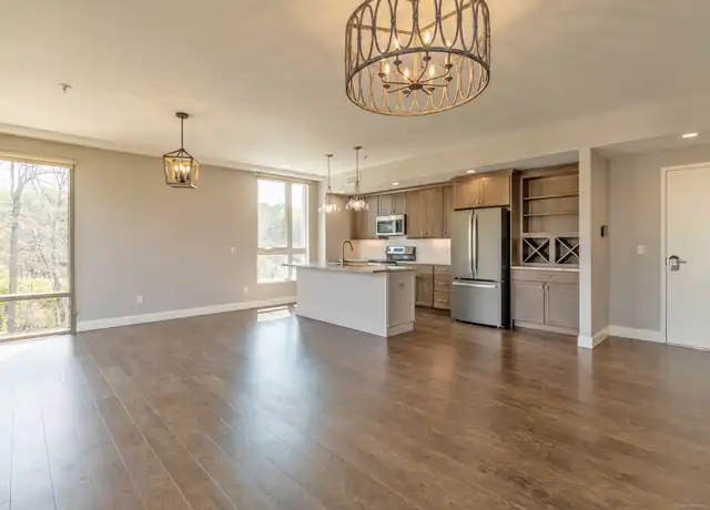 Property at 11 Edgewater Cir Unit H, East Hampton, CT, 06424, 1 bed, 1 bath, [object Object]